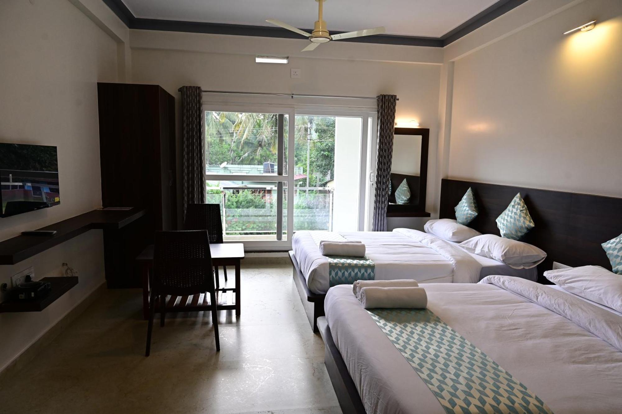 Grand Misty Heaven Villa Madikeri Bagian luar foto