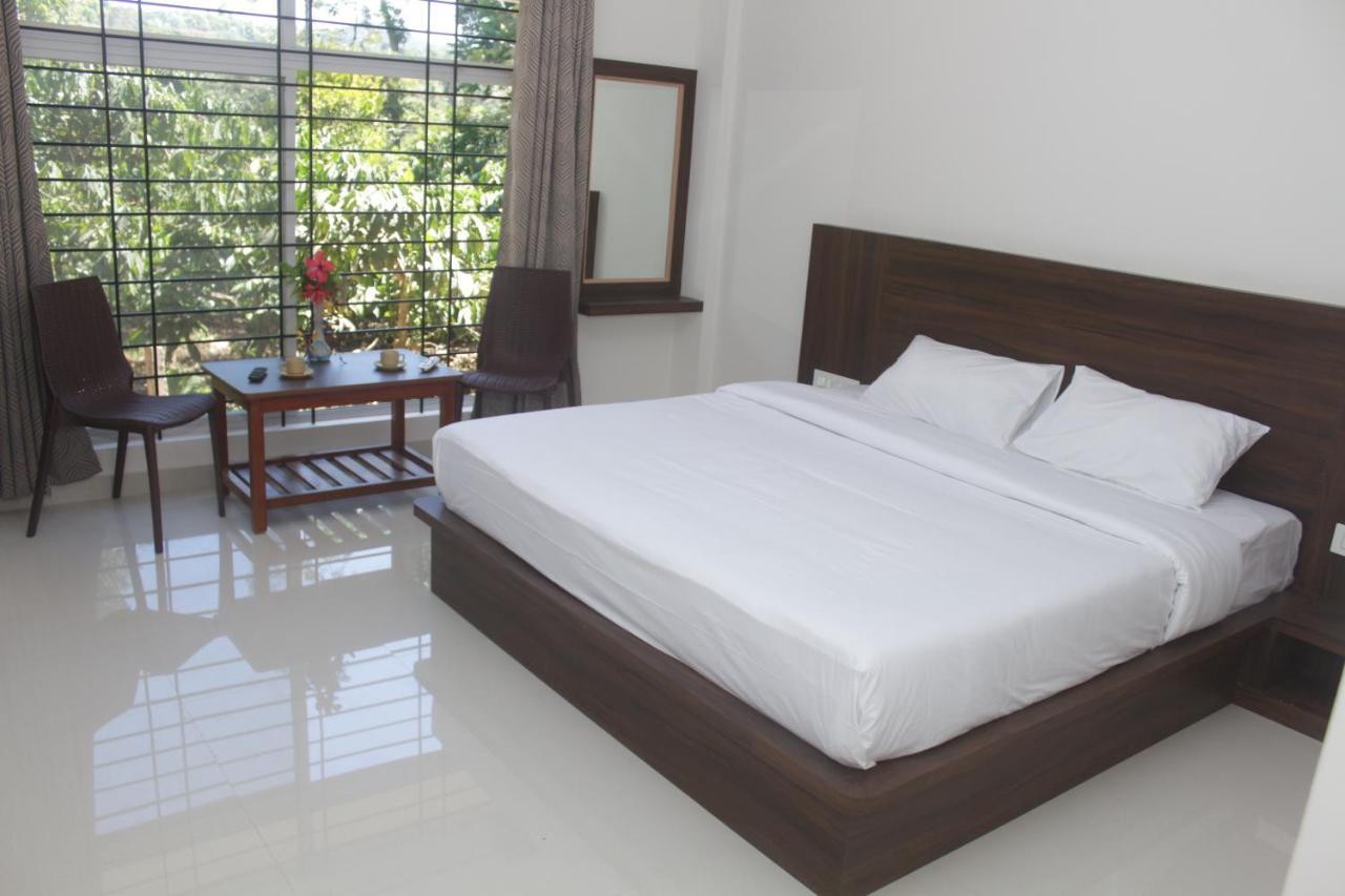 Grand Misty Heaven Villa Madikeri Bagian luar foto