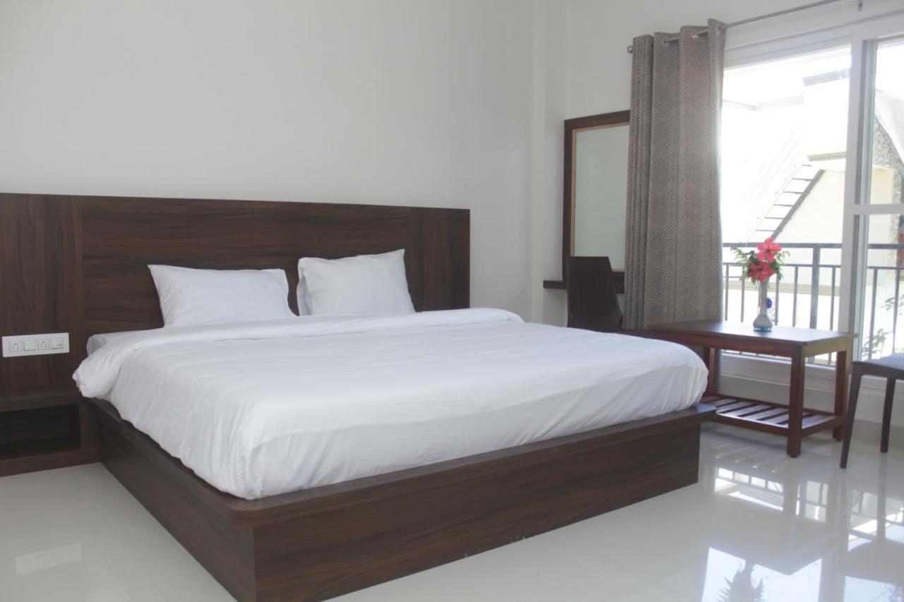 Grand Misty Heaven Villa Madikeri Bagian luar foto