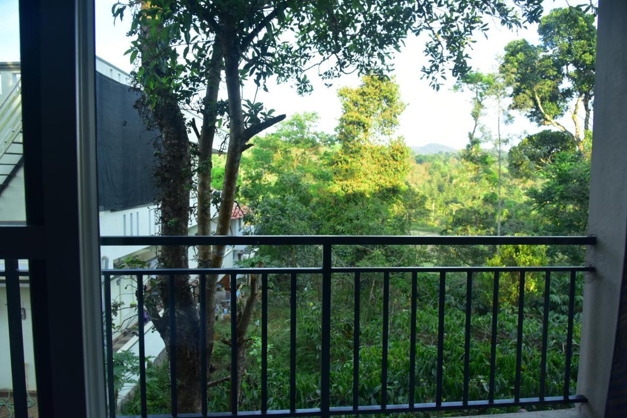 Grand Misty Heaven Villa Madikeri Bagian luar foto
